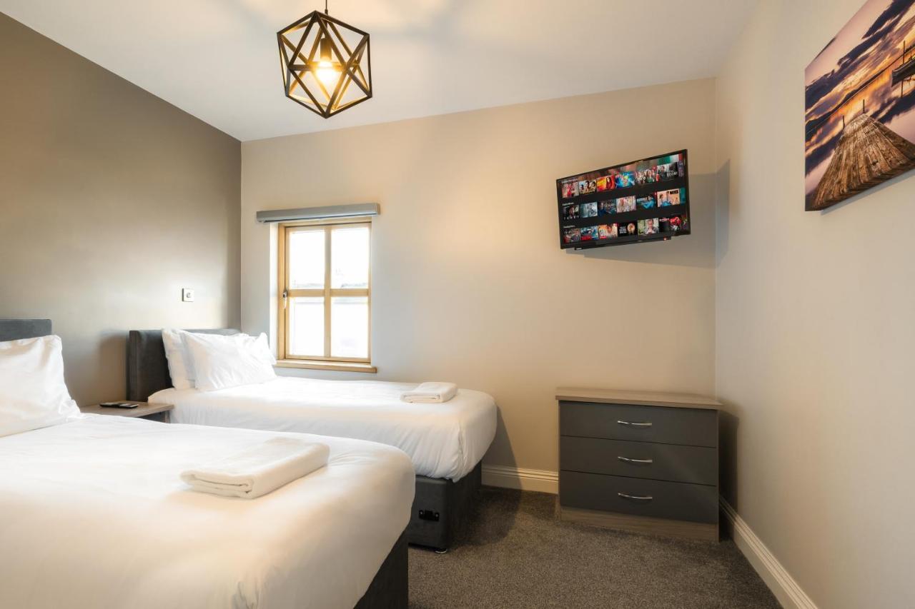 Escape Ordinary At Castle Hume Apartment Enniskillen Exterior photo