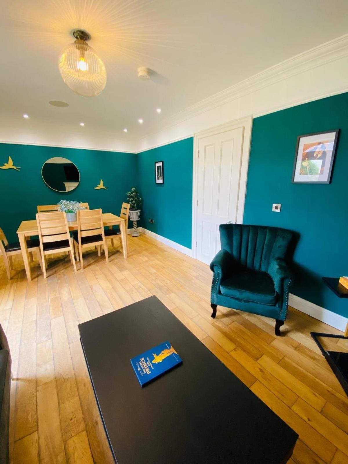 Escape Ordinary At Castle Hume Apartment Enniskillen Exterior photo