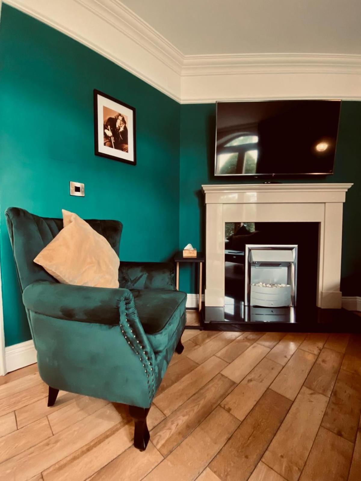 Escape Ordinary At Castle Hume Apartment Enniskillen Exterior photo