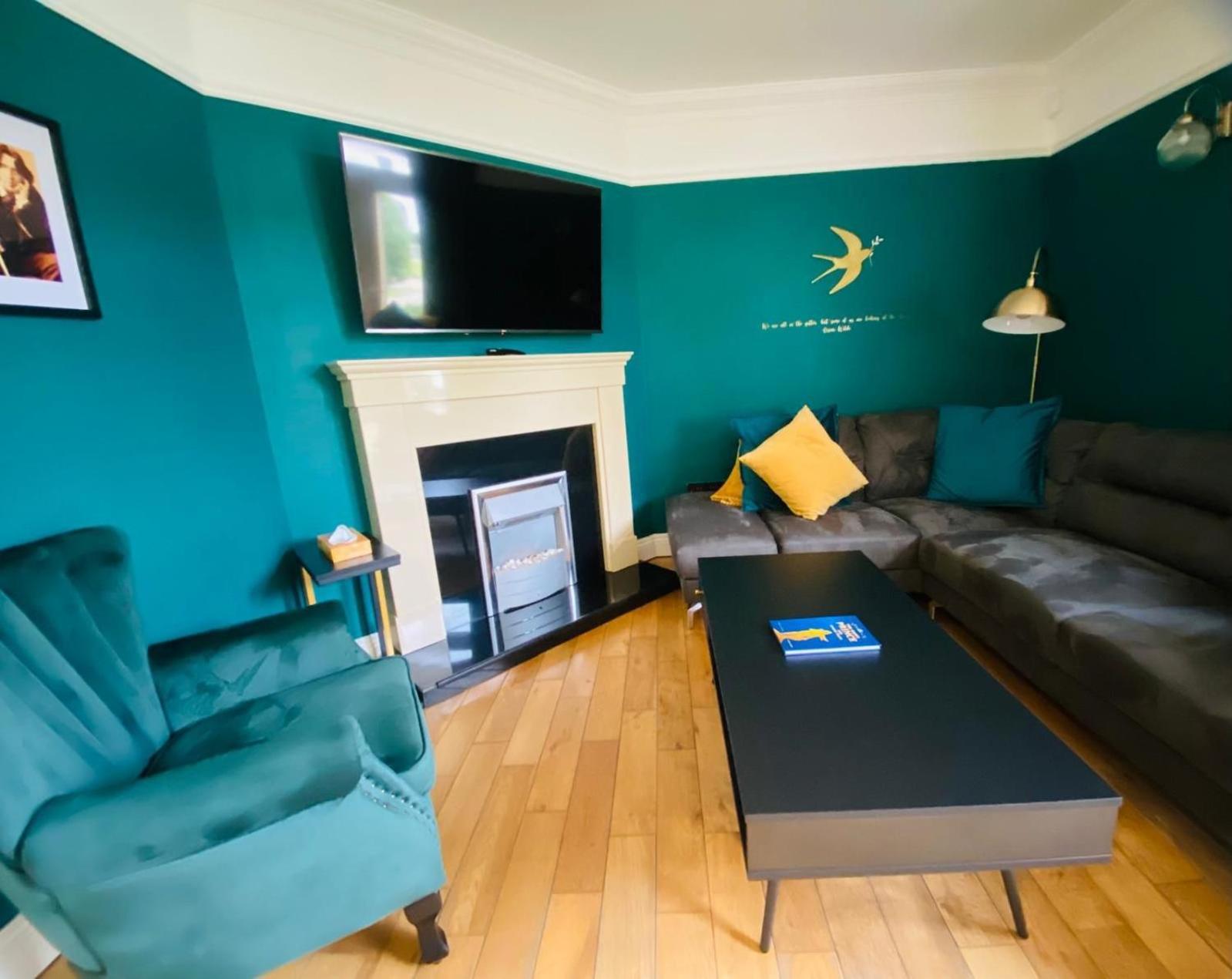 Escape Ordinary At Castle Hume Apartment Enniskillen Exterior photo